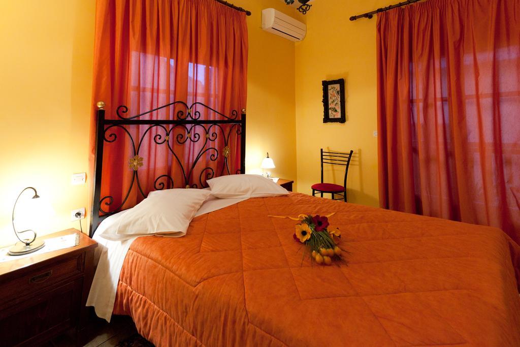 Pension Eleni Nauplia Habitación foto